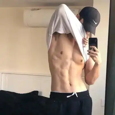 松云澈